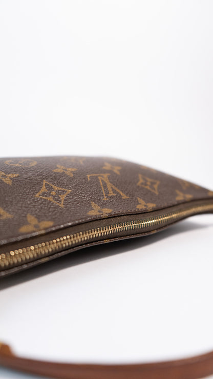 Louis Vuitton Monogram Pochette